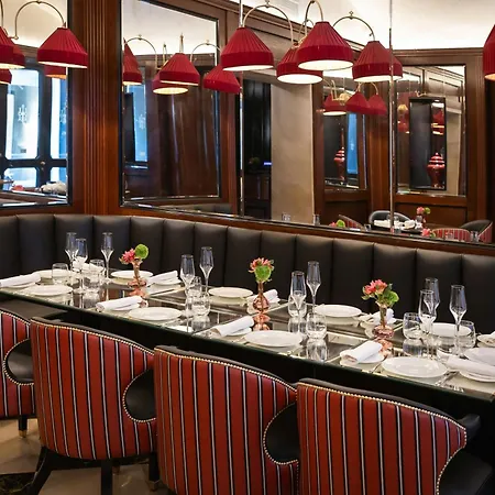 Szálloda D'inghilterra - Starhotels Collezione