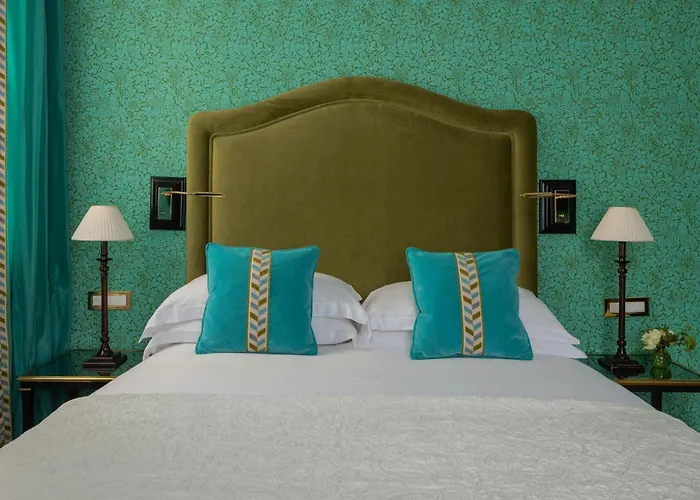 Szálloda D'inghilterra - Starhotels Collezione Róma