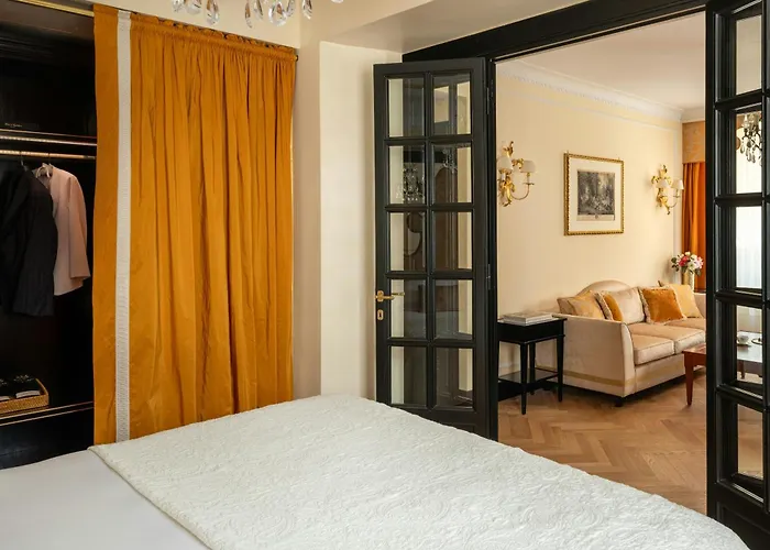 Szálloda D'inghilterra - Starhotels Collezione Róma