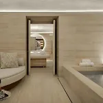 دينغيلتييرا - ستارهوتيلز كوليزيون 5* روما